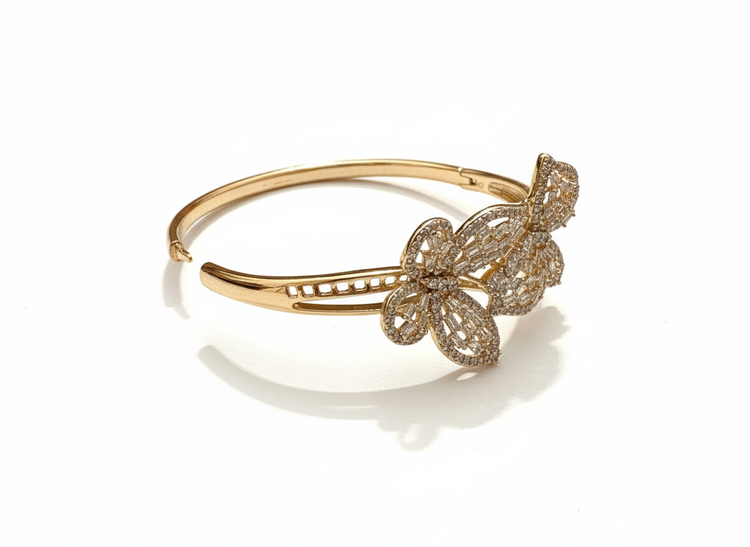 دستبند النگویی ژوپینگ مدل پروانهای نگیندار